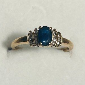 Sexy 10k solid gold Sapphire diamond 7